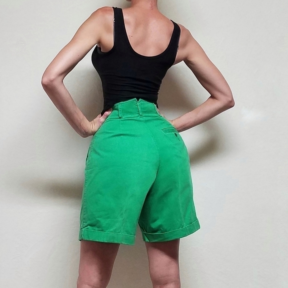 VINTAGE LizSport Green Extra High Rise Pleated Waist Wide Leg Loose Fit Shorts - Picture 3 of 14